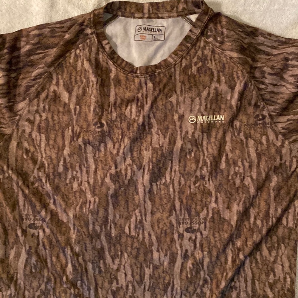 Thin material hunting shirt